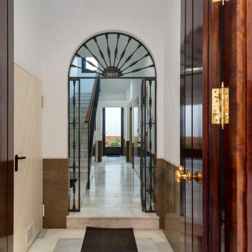 Coqueto Apartamento Para Descubrir Sevilla Eksteriør billede